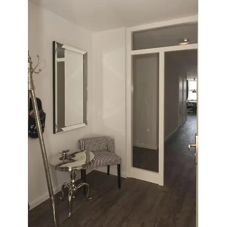 1-bedroom *